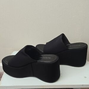 Madden Girl Black Platform Slides